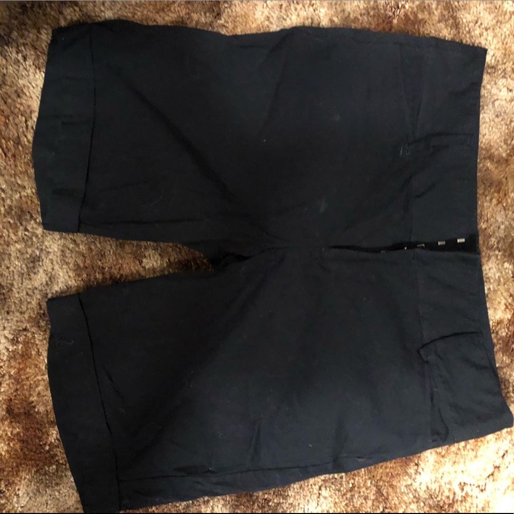 Elle size 16 black Bermuda shorts